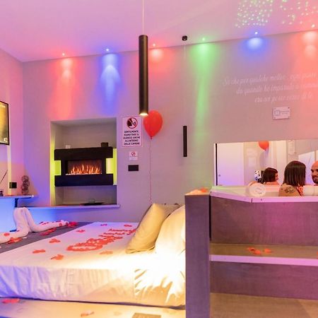 Napoli In Relax Hotel ภายนอก รูปภาพ